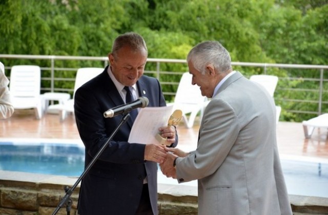 Кметът на Ловеч получи националния приз „Златно евро