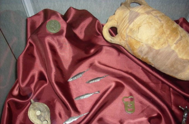 Показват съкровищата, открити от археолозите в Добруджа през 2014 г.