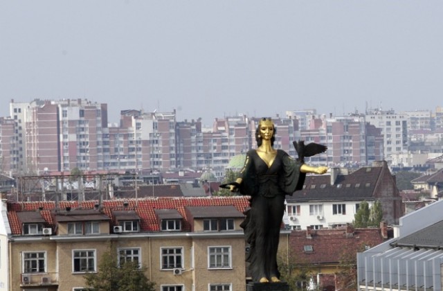София с хиляди нови граждани за година