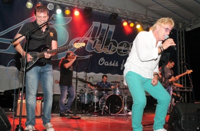 Джон Лоутън и БТР закриват Рок фестивал в Левски