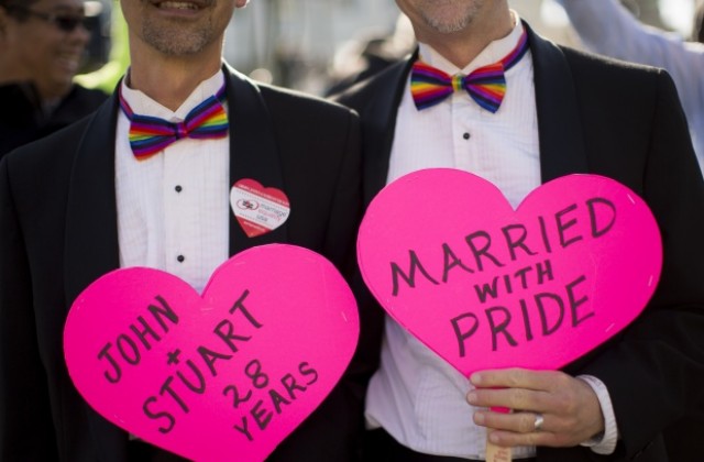 Европа е все още разделена относно хомосексуалните бракове