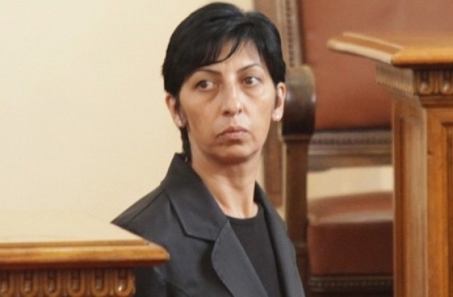 Нели Петрова: Българският шофьор си избива комплексите по пътищата