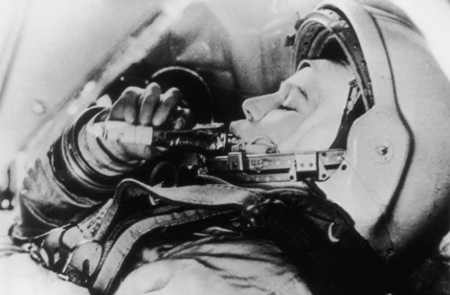 16 юни: Валентина Терешкова става първата жена, летяла в Космоса