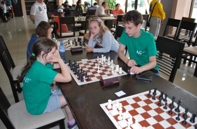 В Ген.Тошево стартира международен детски турнир по шах