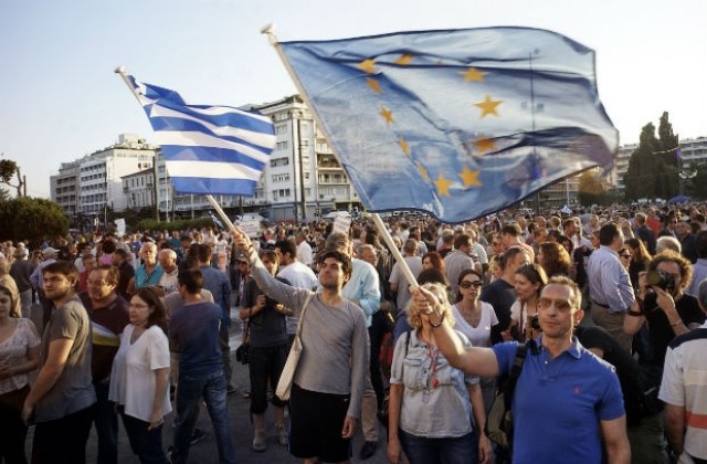 Последиците от дефолт на Гърция и Грекзит за еврозоната и гръцката икономика