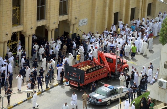 Жертвите на взрива в Кувейт са 27 души, пострадалите - 227