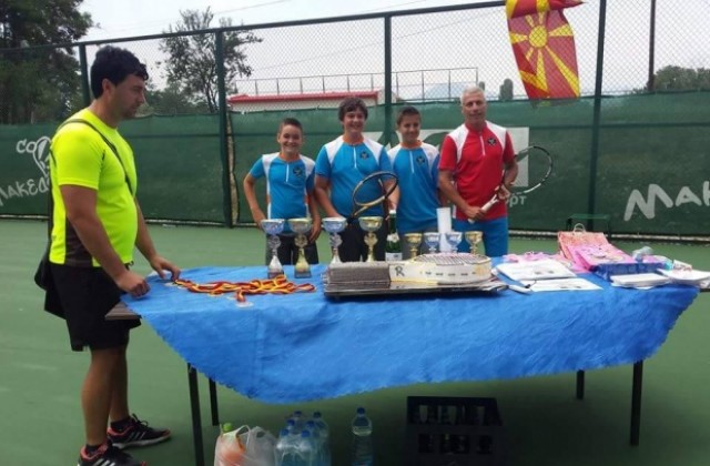 Кюстендилски тенисисти с отлично представяне на турнир в Македония