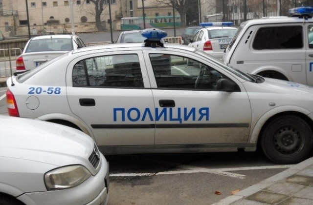 Двама души са задържани в момент на грабеж на 15 000 лева в София