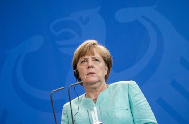 Меркел не знае за нови предложения към Гърция