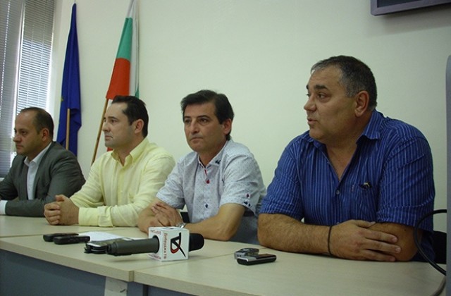 Радан Кънев: Резултатът от гръцкия референдум е лош за България
