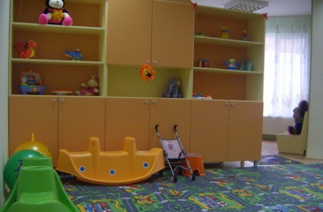 Детските градини във В. Търново ще работят по график през лятото