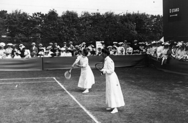 9 юли: Проведен е първият тенис турнир „Уимбълдън”