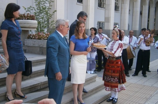 Министър Ангелкова: Плевен има потенциал за здравен и конгресен туризъм