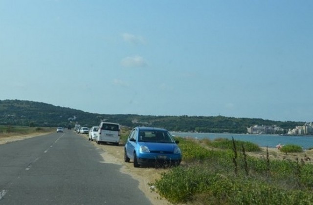 Община Созопол забрани престоя на автомобили между „Дюни” и „Св. Тома”