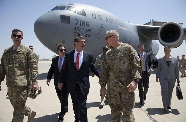 Обучени от САЩ иракски войници се включват в настъплението към Рамади