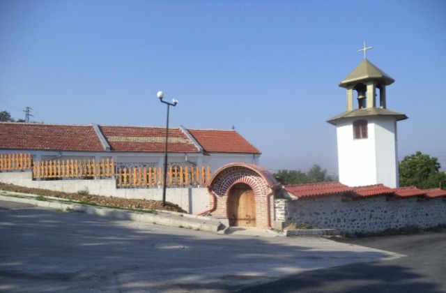 Община Кочериново ремонтира храмове на територията на общината