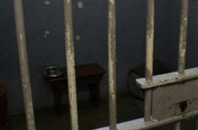 Първият ефективно осъден магистрат влиза в Ловешкия затвор