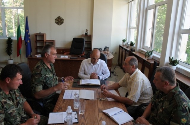 Представител на  Националната гвардейска част проведе среща в областната администрация