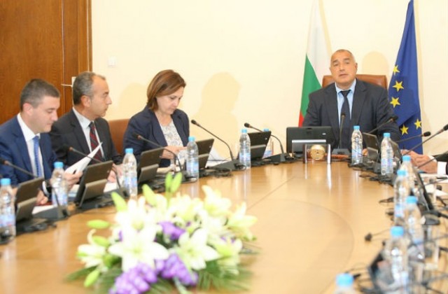 Очакват слаб интерес на българите зад граница към референдума