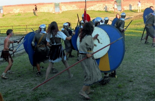 Римляни и авари в битка за крепостта „Баба Вида