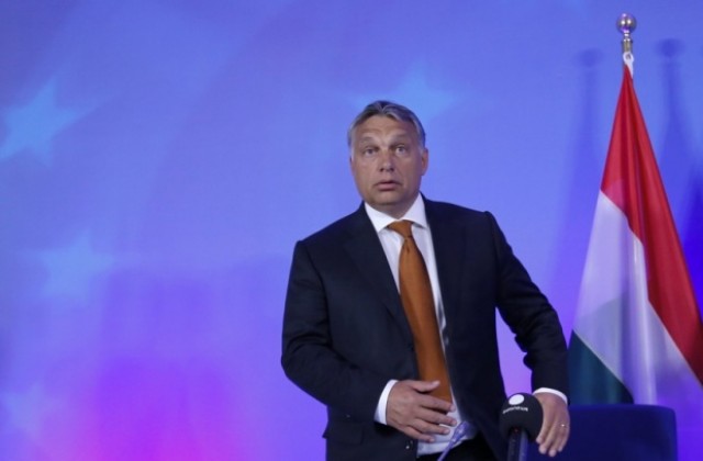 Унгарският премиер заплаши с ограда и по границата с Хърватия