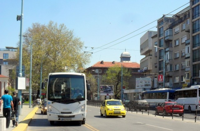 Променят автобусните маршрути за тържествата