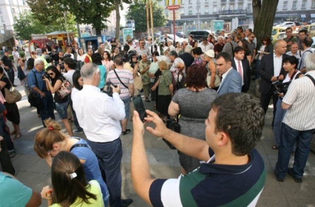 Протест срещу сливането на спешната помощ в Софийско