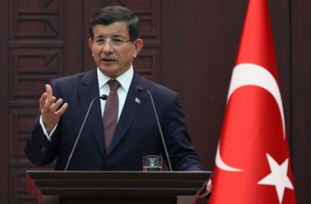 Ахмед Давутоглу иска еднопартийно правителство в Турция