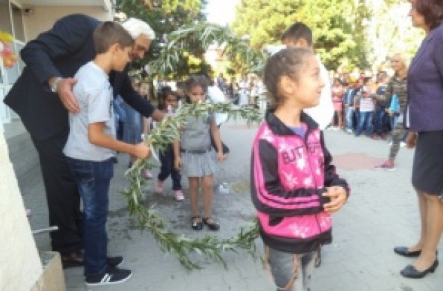 Първокласниците и учениците в Кюстендилска област намаляват