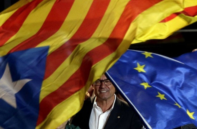 Каталунците вкарват Испания в турбулентната зона