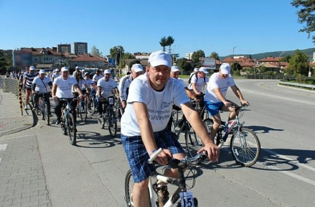 Кандидатът на ГЕРБ за кмет на Севлиево д-р Иван Иванов отбеляза Европейския ден на птиците с велопоход