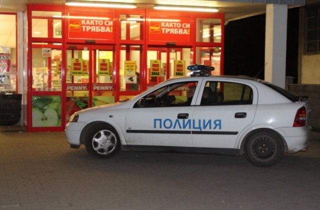 Роми ошушкаха супермаркет в Казанлък