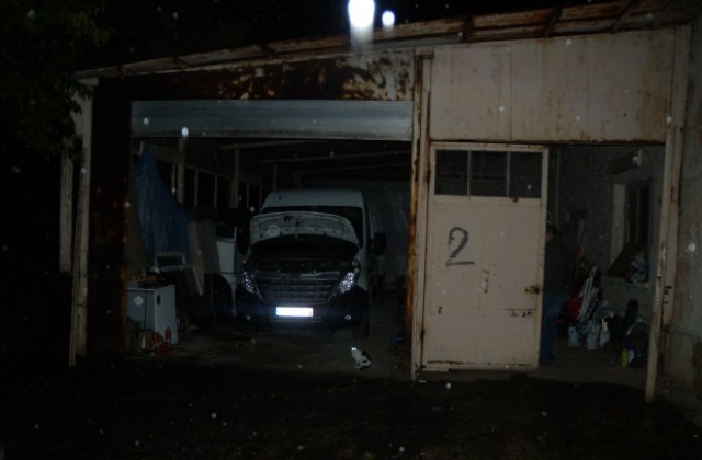 Откриха обявен за издирване в Австрия автомобил в гараж в Шумен