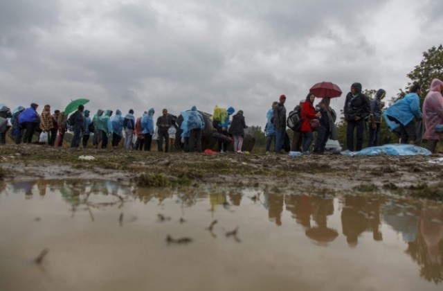 Унгария ще помага мигранти без статут да се връщат в Турция и Гърция