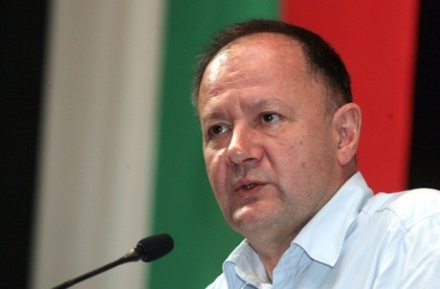 Михаил Миков: България се връща в мутренските години