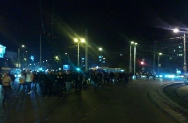 Протести на полицаи, пожарникари и военни блокираха Пловдив