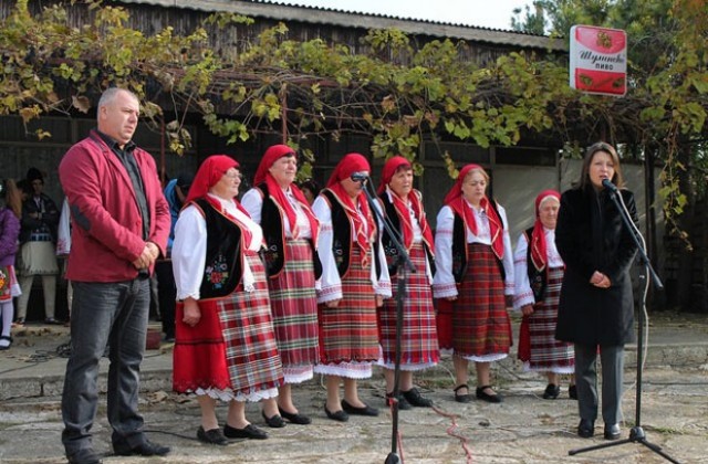 Жителите на Българево посрещнаха гости на празника си
