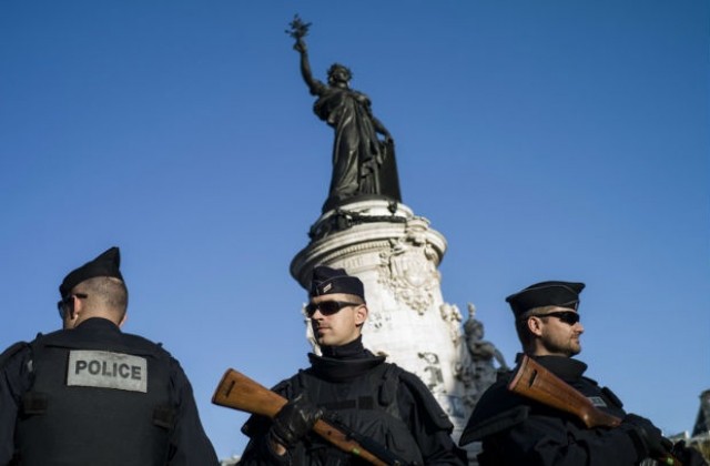 10 000 войници патрулират във Франция за гарантиране на сигурността
