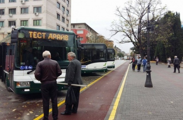 Освещават първите 23 автобуса по проекта за модернизиране на градския транспорт