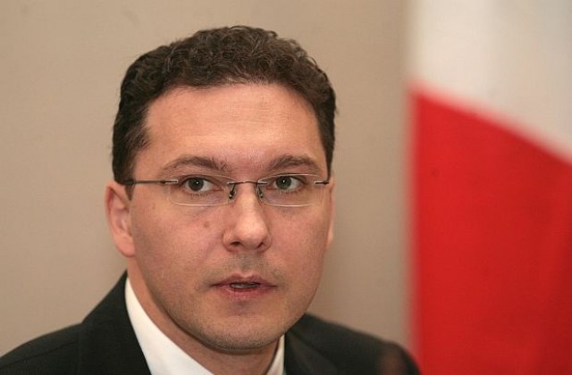 Министър Митов: Не е искано съдействие от България срещу Ислямска държава
