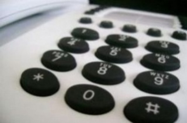 Телефонни измамници измъкнаха 7400 лева от две възрастни жени