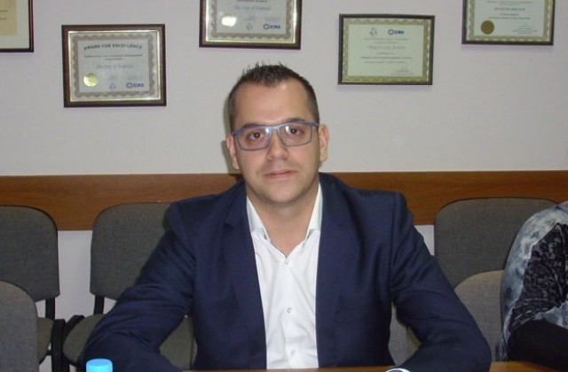Новият кмет на Добрич иска ревизия и одит на общината