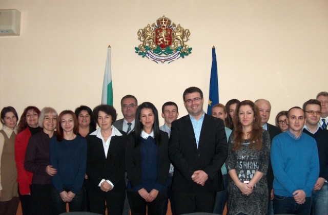 Студенти от Свищов посетиха Областна администрация Добрич