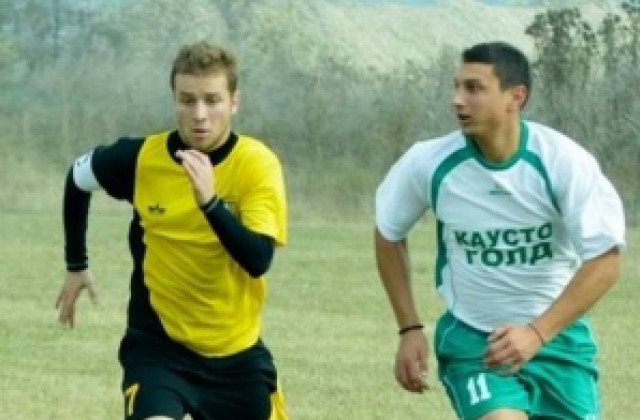 Футболистите от Нов чифлик са на върха на група Осогово