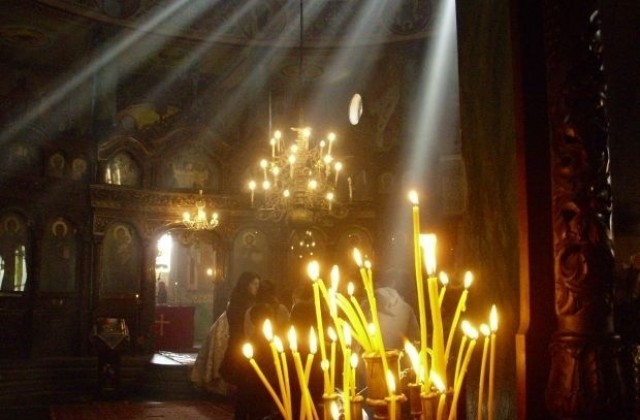 Православната църква чества свети Сава