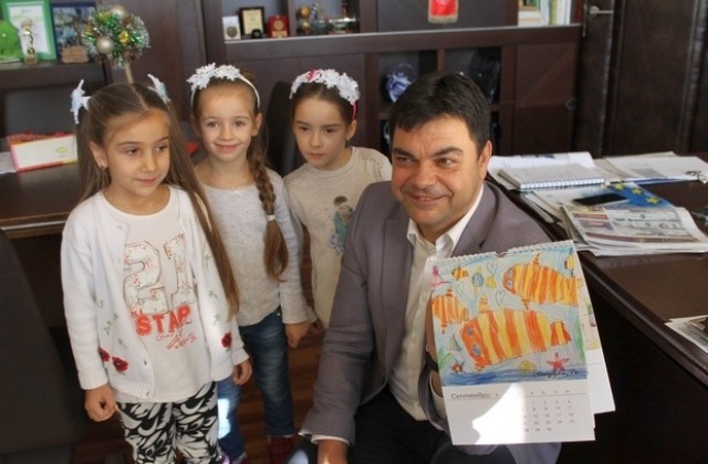 Творби на димитровградски деца в национален календар