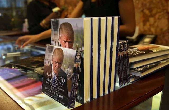 Книги на Доналд Тръмп спрени от продажба в Саудитска Арабия