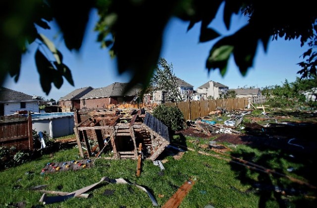 Торнадо нанесе сериозни поражения в град в САЩ