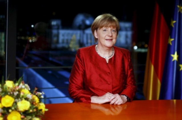 Меркел: При правилни действия притокът на бежанци е шанс за Германия