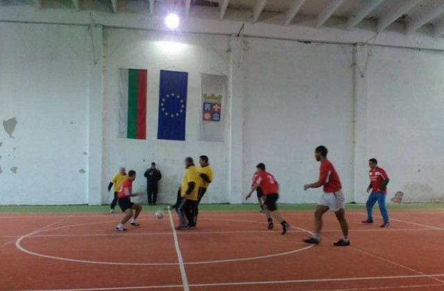 Драматични обрати на мача между футболните съдии в Кюстендил